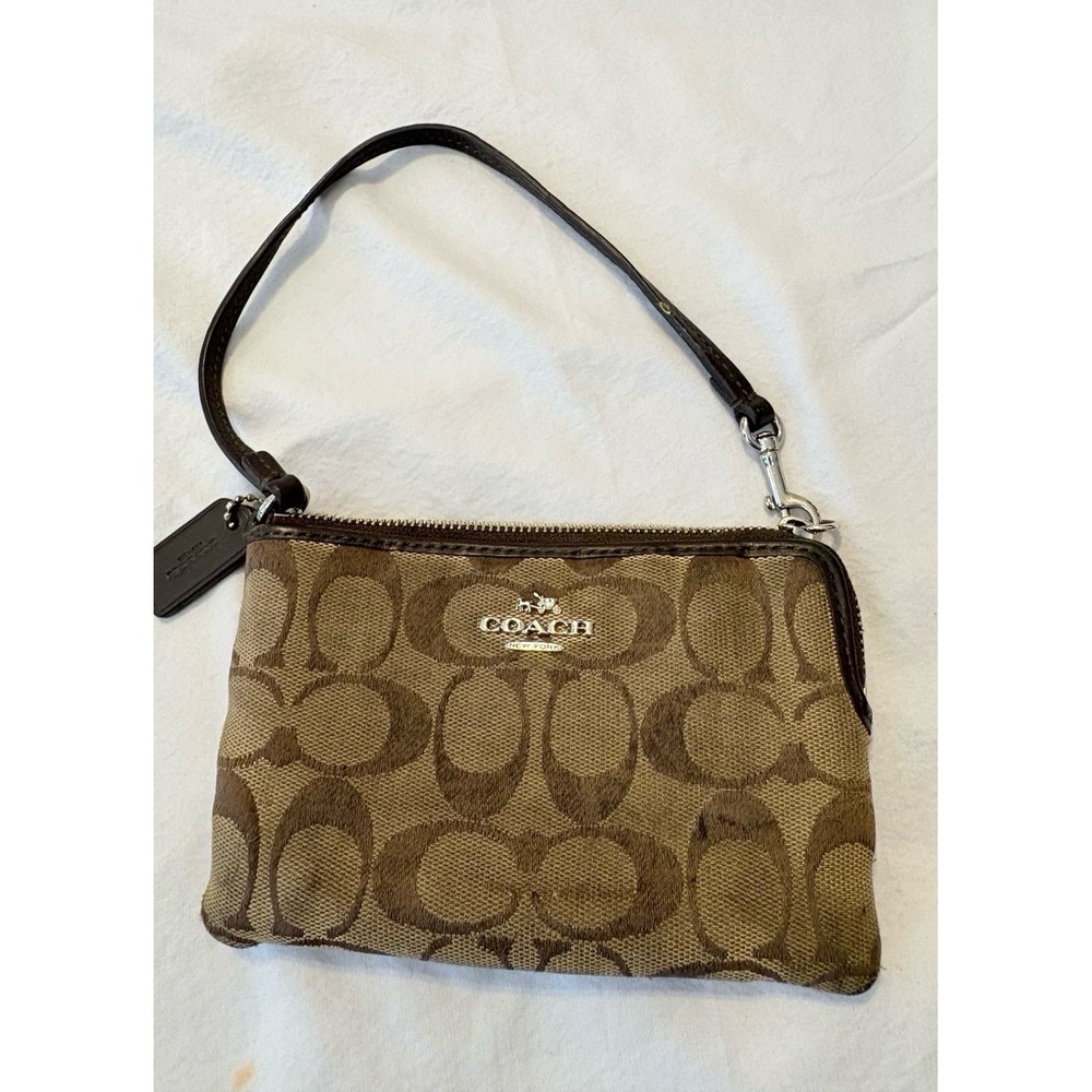 Coach zip‎ wristlet